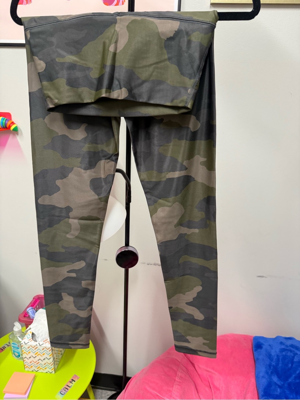 aerie Offline Olive Green Camouflage Leggings